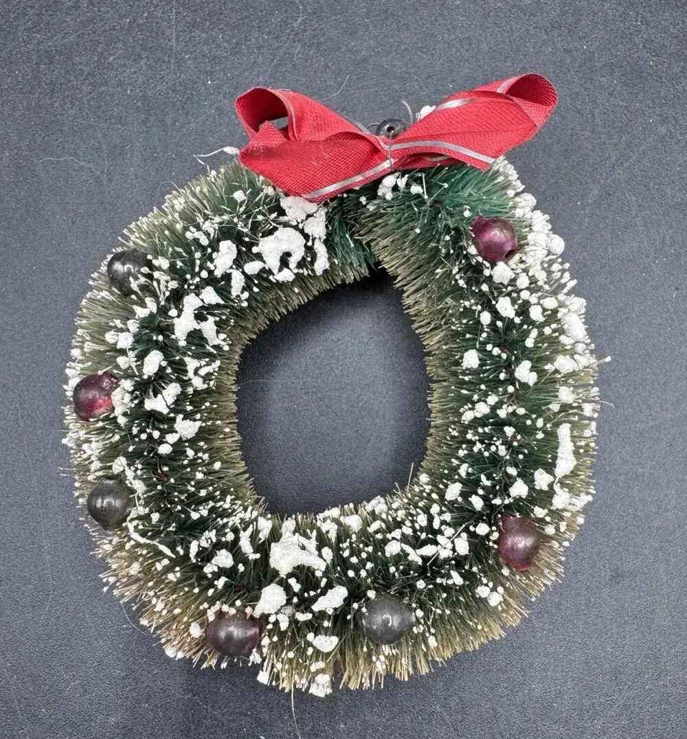 Vintage Bottle Brush Wreath Christmas Decoration with Balls Glitter TO5